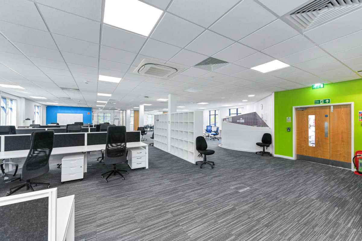 Office in Nottingham - photo 3