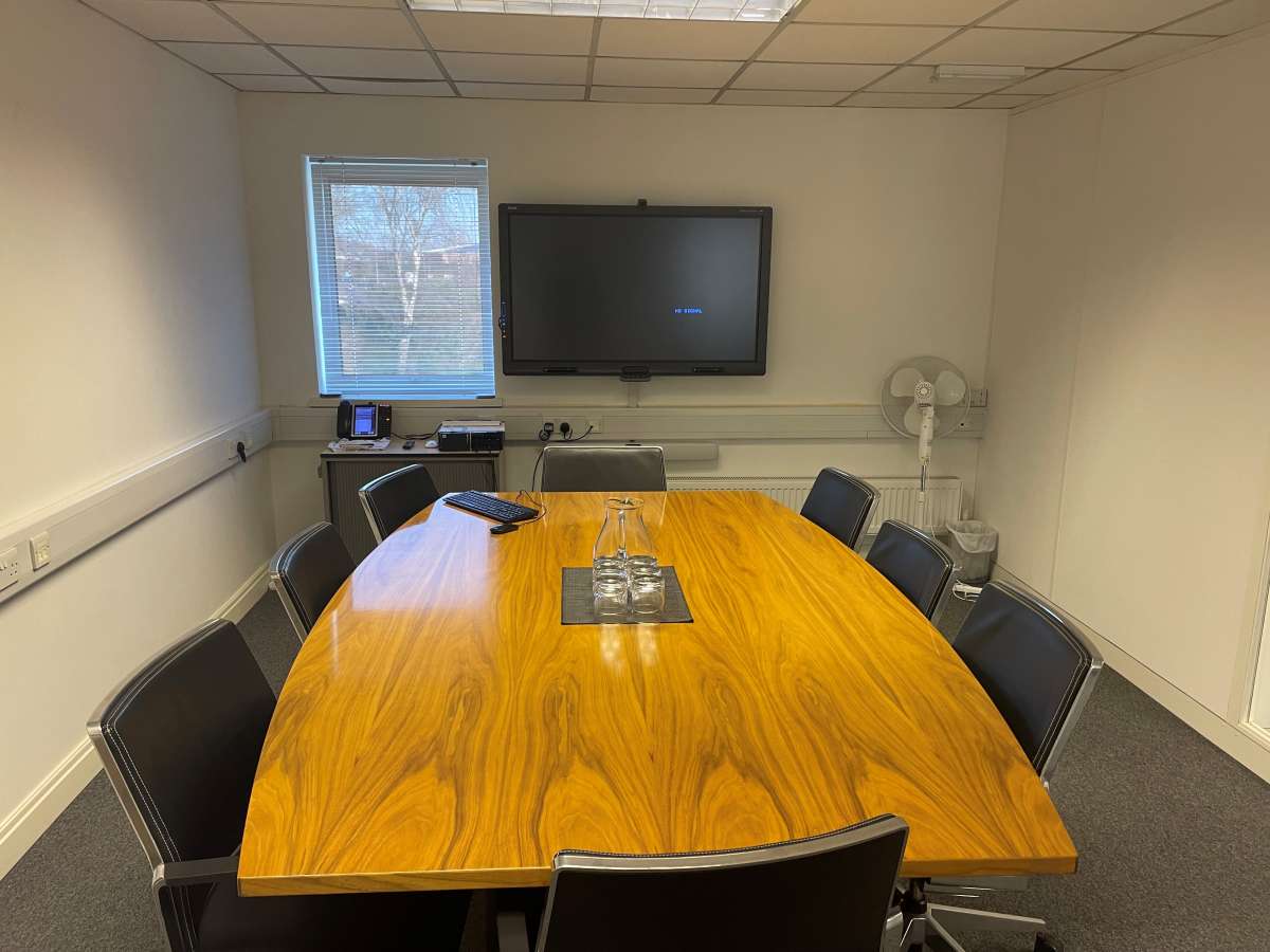 Office in Leicester - photo 4