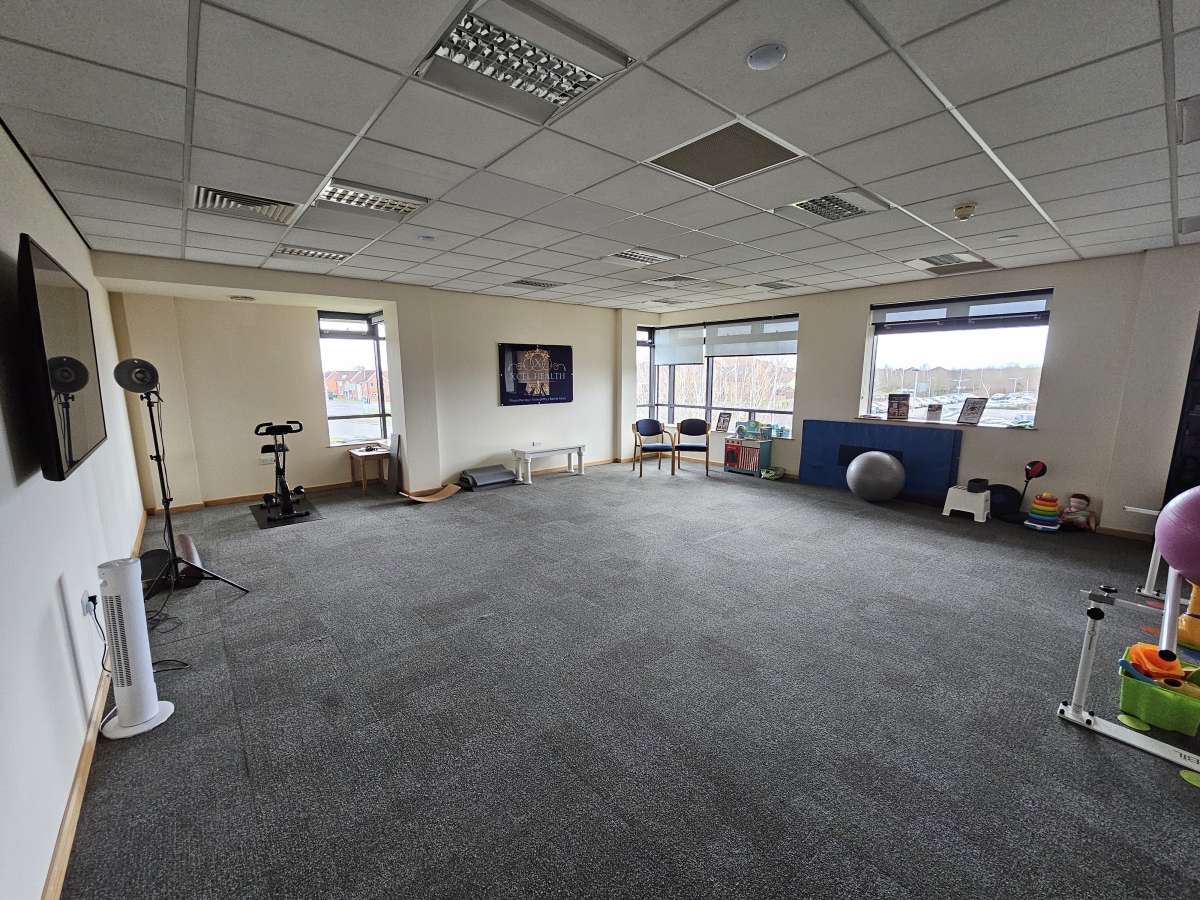 Office in Sittingbourne - photo 2