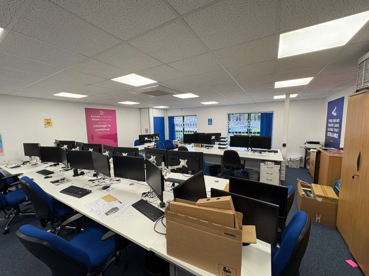 Office in Whetstone - photo 3