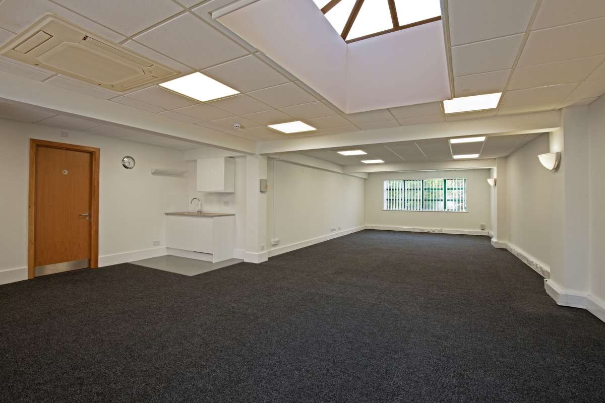 Office in Chelmsford - photo 2