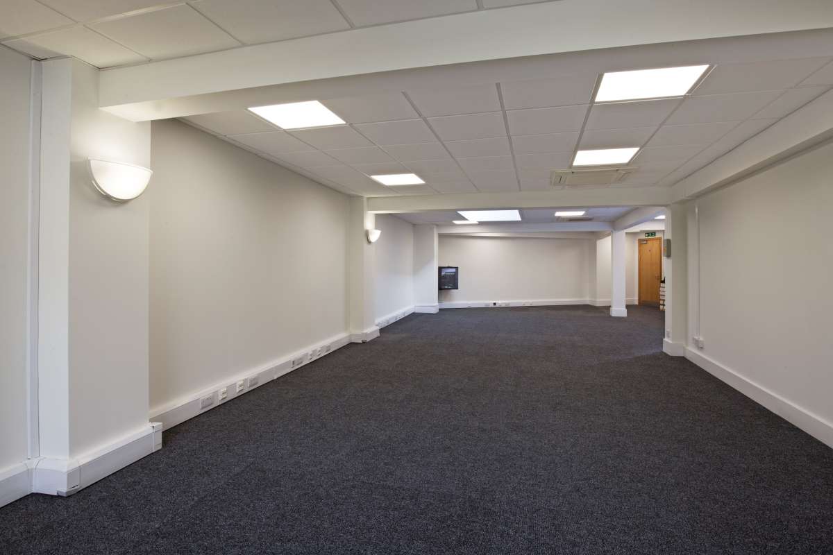 Office in Chelmsford - photo 4