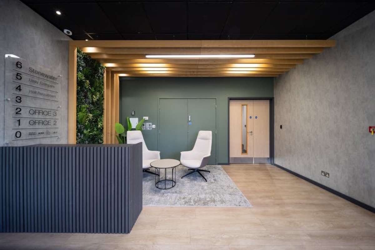 Office in Bournemouth - photo 2