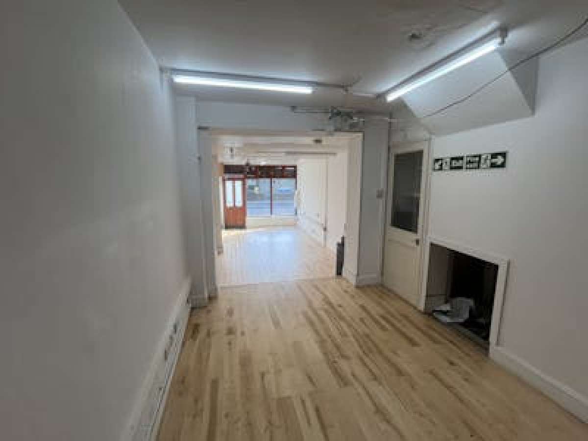 Office in Brockley - photo 3