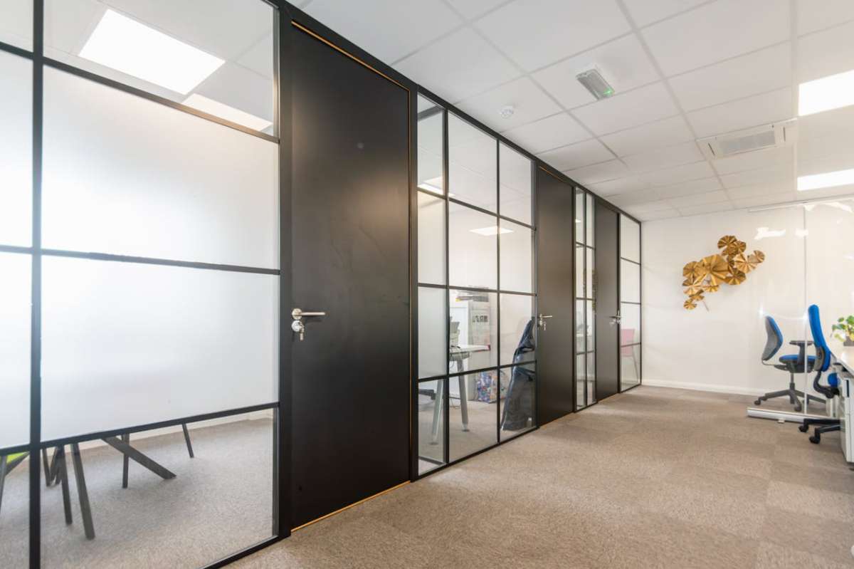 Office in Wimborne - photo 4
