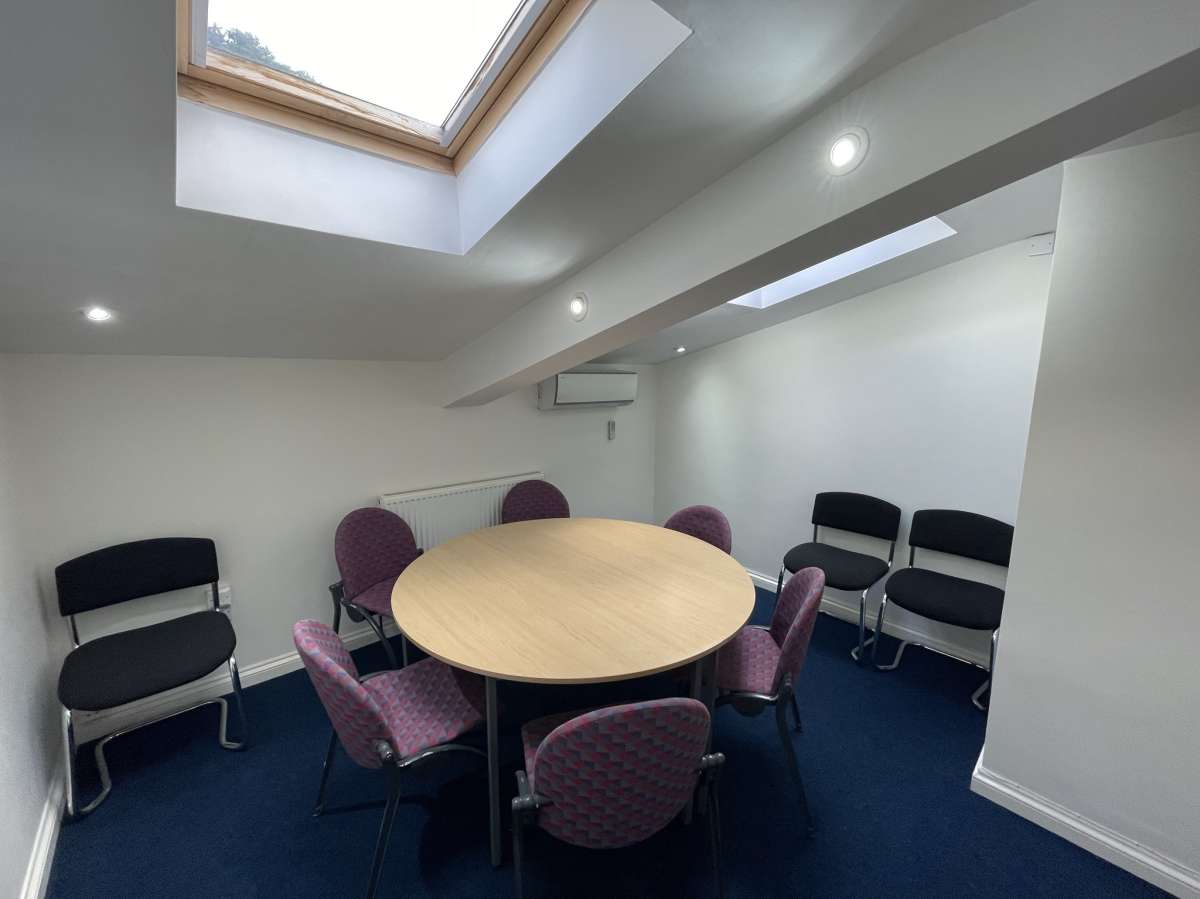 Office in Crediton - photo 4