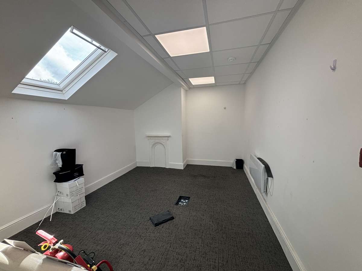 Office in Halifax - photo 2