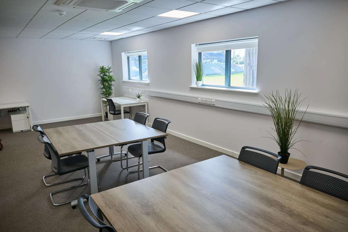 Office in Peterborough - photo 3