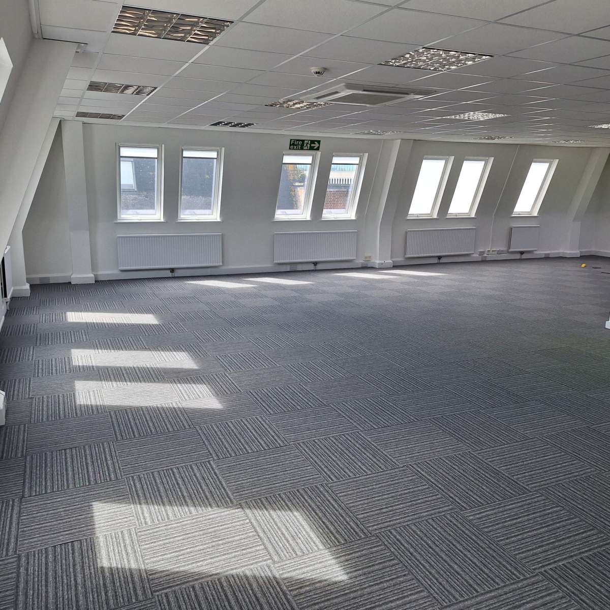 Office in 2nd Floor - photo 2