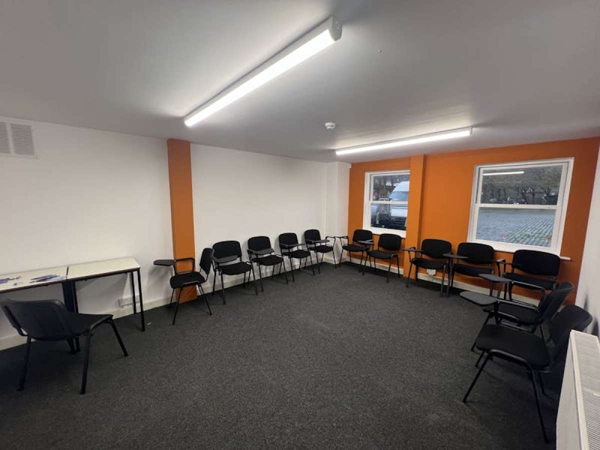 Office in Portsmouth - photo 4