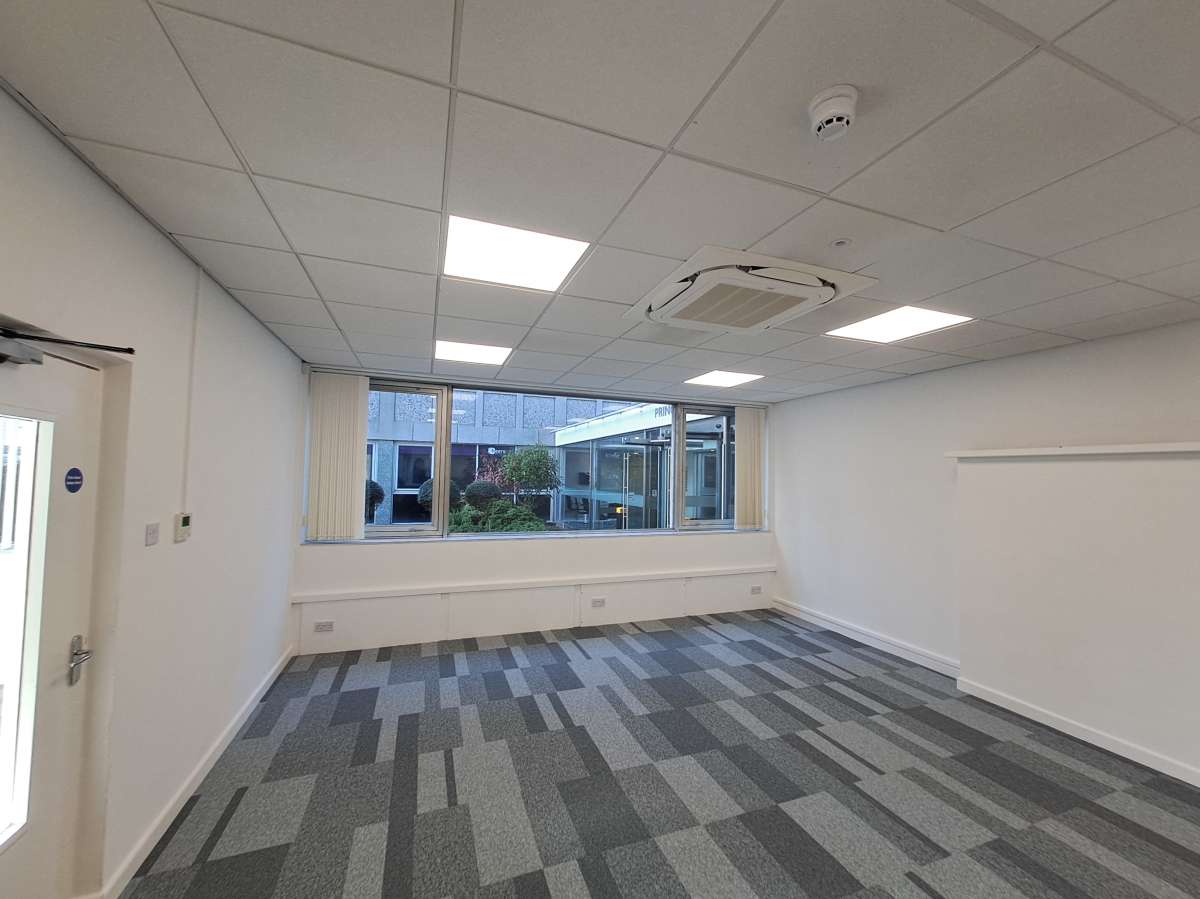 Office in Plymouth - photo 4