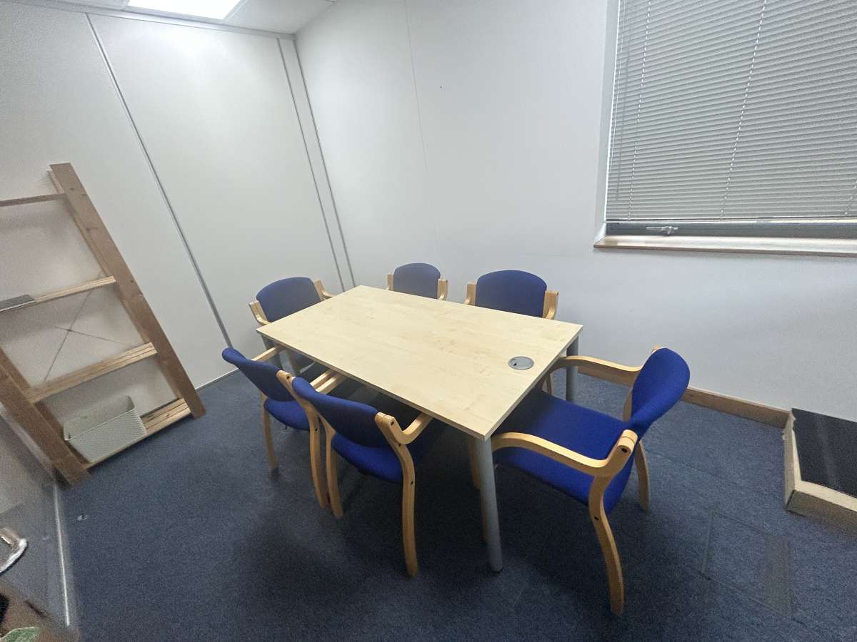 Office in Quedgeley - photo 4