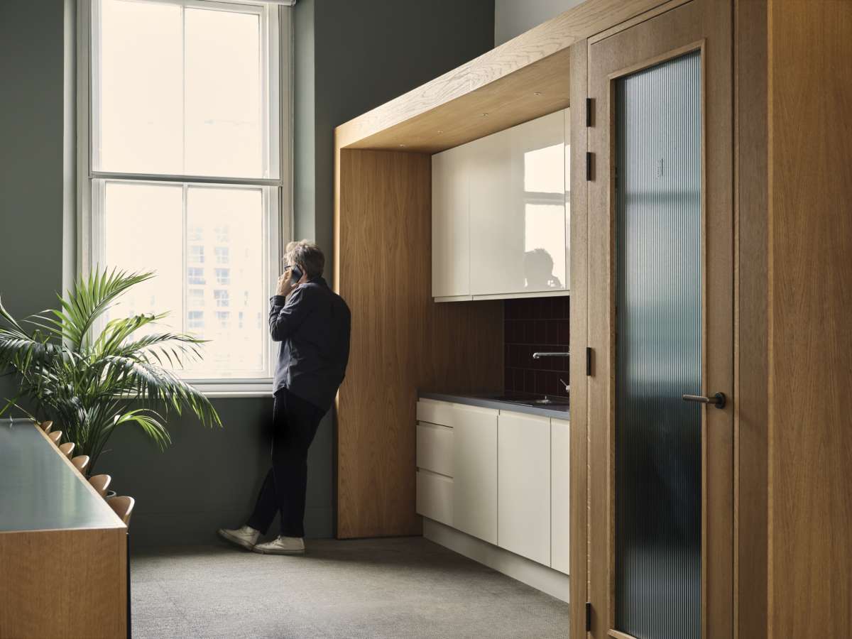 Office in London - photo 2