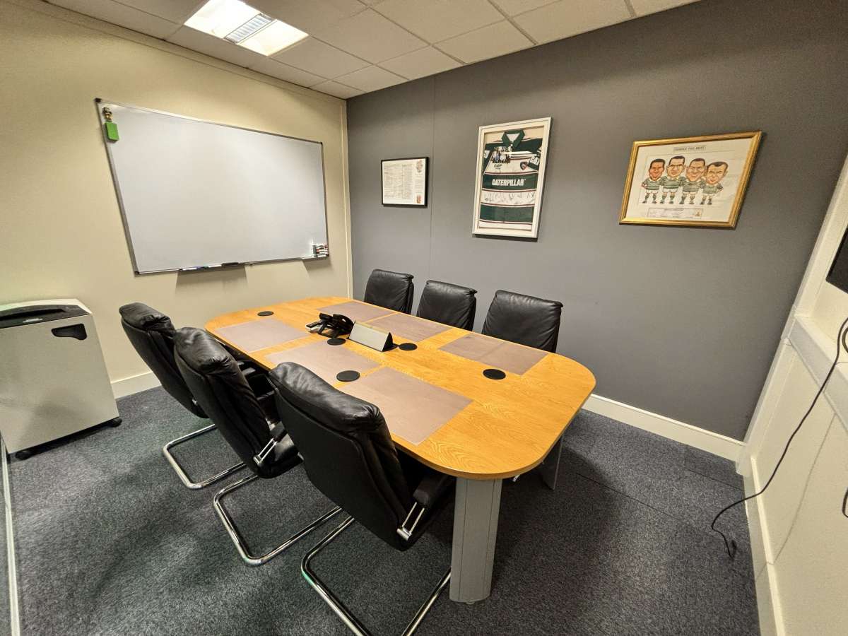 Office in Leicester - photo 4
