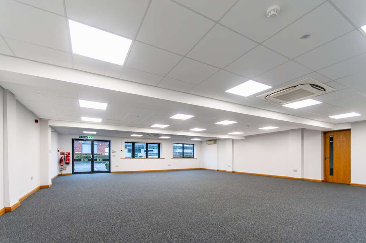 Office in Ringwood - photo 3