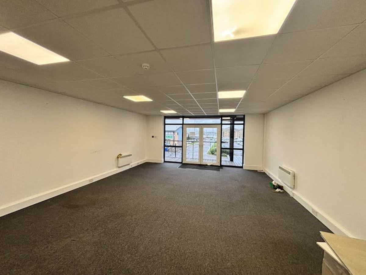 Office in Portsmouth - photo 4