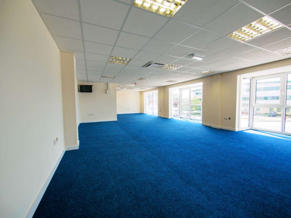 Office in Burgess Hill - photo 2