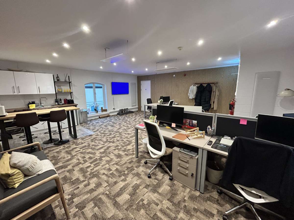 Office in Bath - photo 4