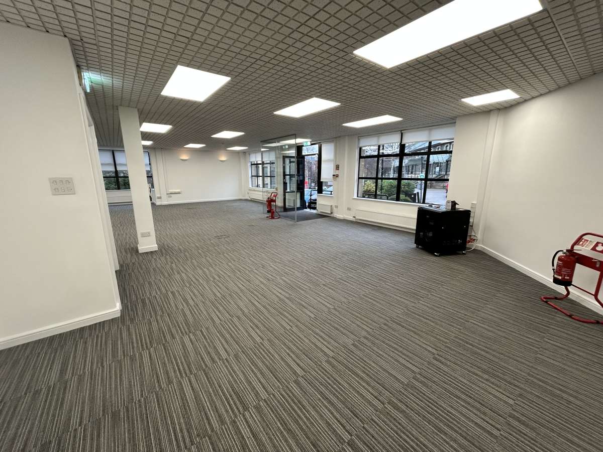 Office in Bath - photo 2