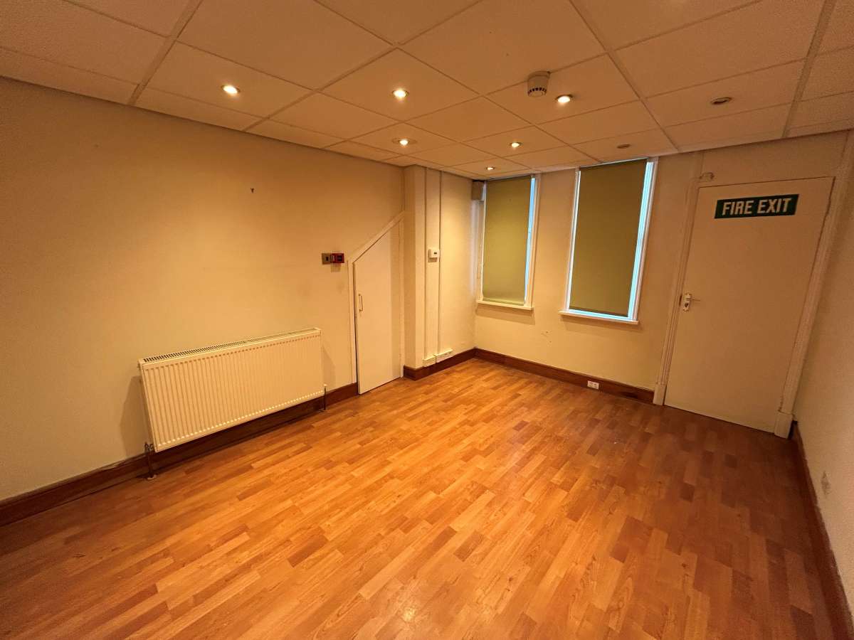 Office in Leicester - photo 4