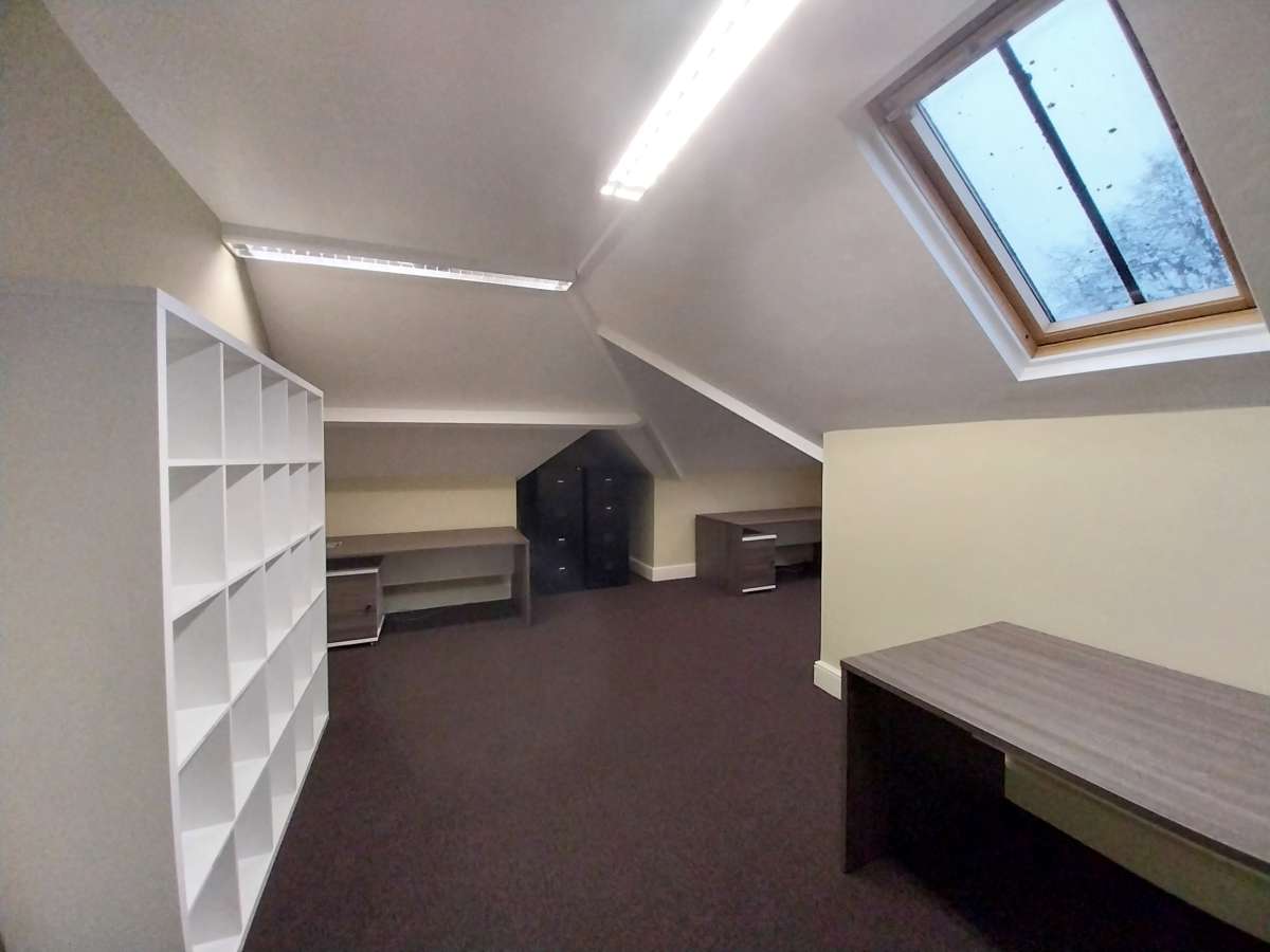 Office in Newark - photo 2