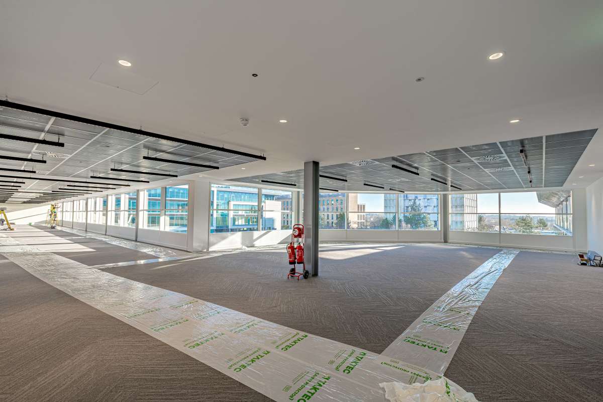 Office in Milton Keynes - photo 2