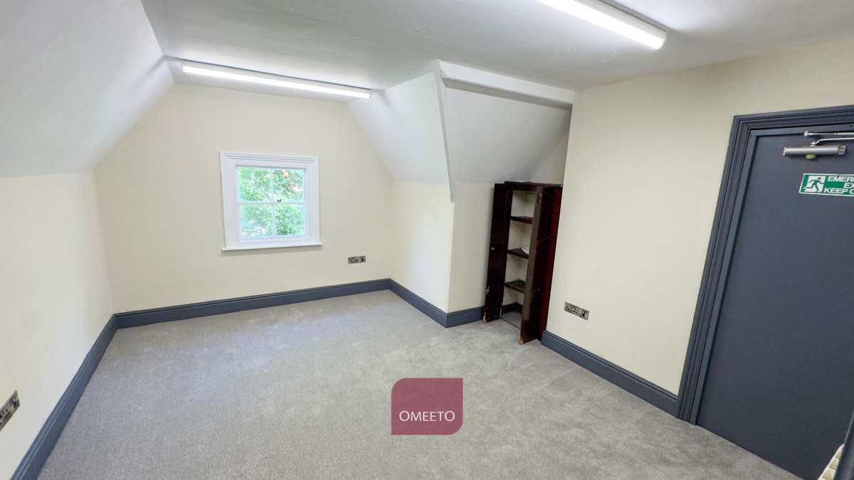 Office in Derby - photo 3