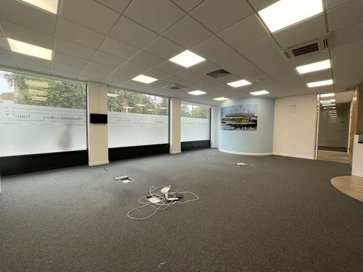 Office in London - photo 3