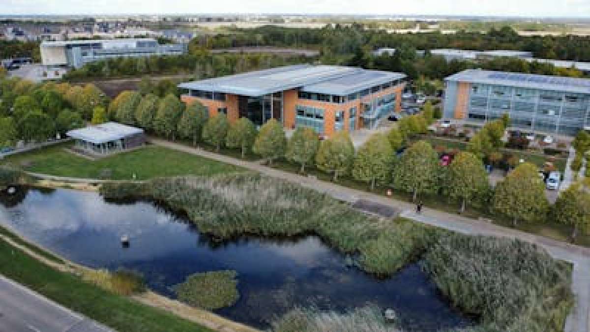 Office in Cambourne - photo 2