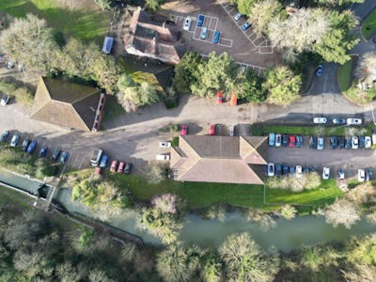 Office in Northampton - photo 4