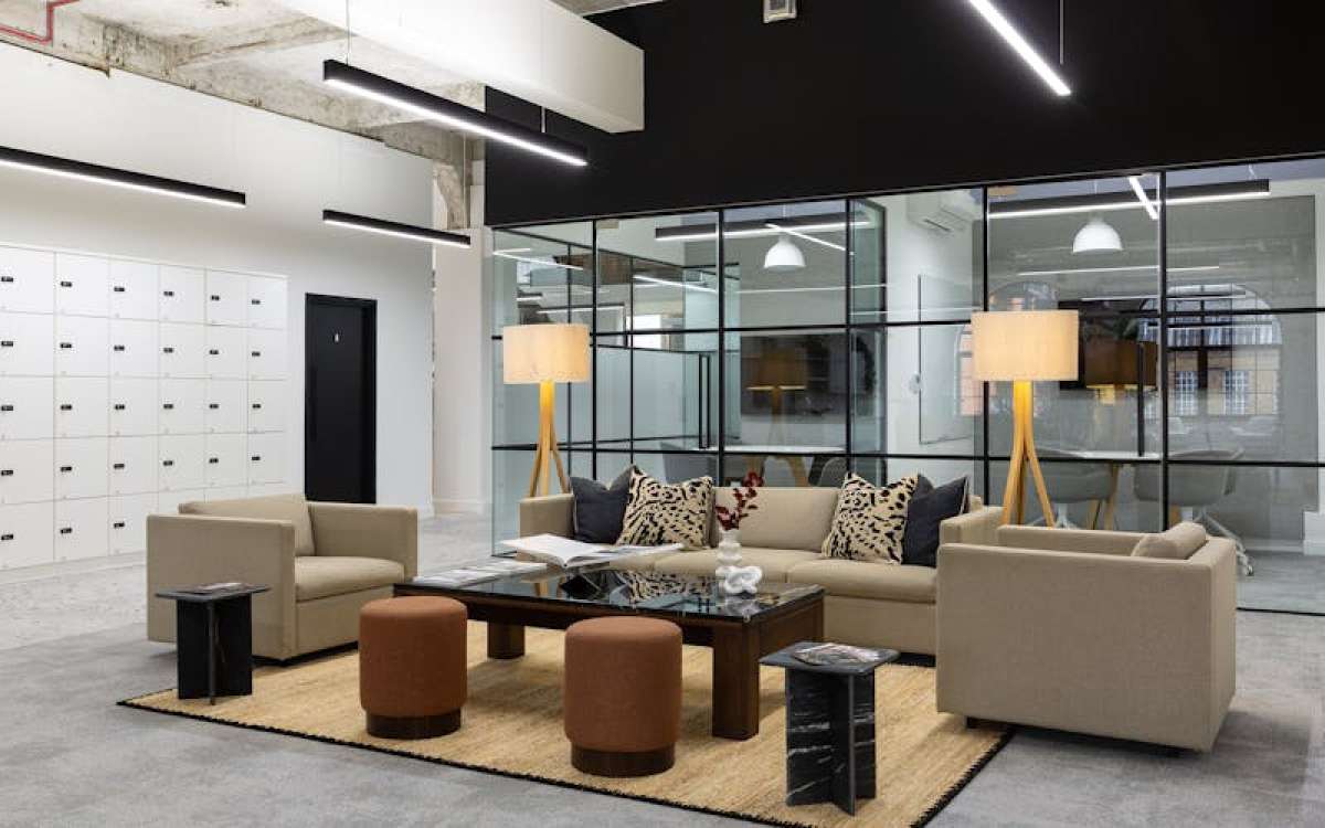 Office in London - photo 2