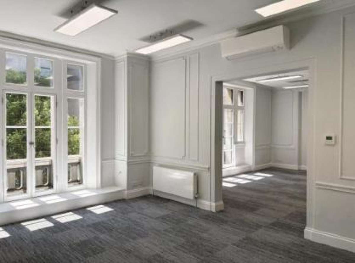 Office in London - photo 3