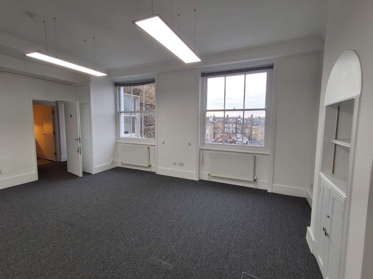 Office in London - photo 2