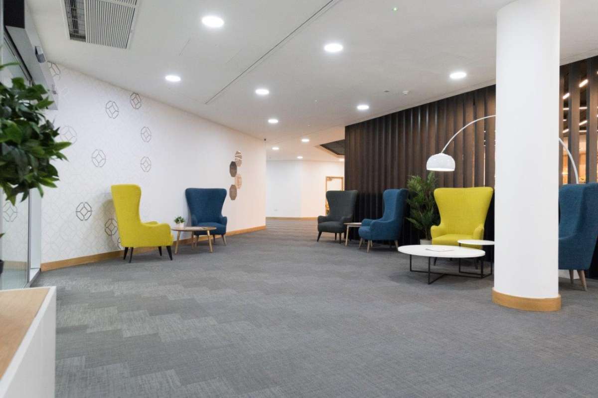 Office in Colchester - photo 3