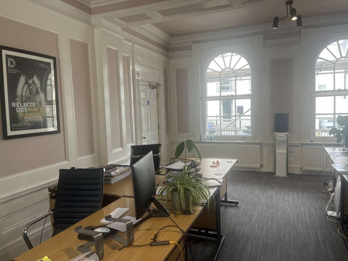 Office in Southampton - photo 2