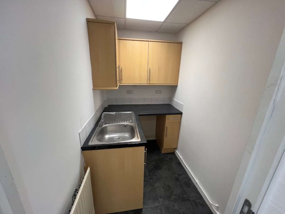 Office in Huntingdon - photo 3