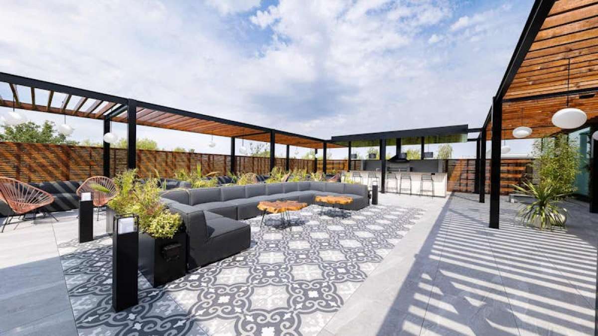 Office in Weybridge - photo 4