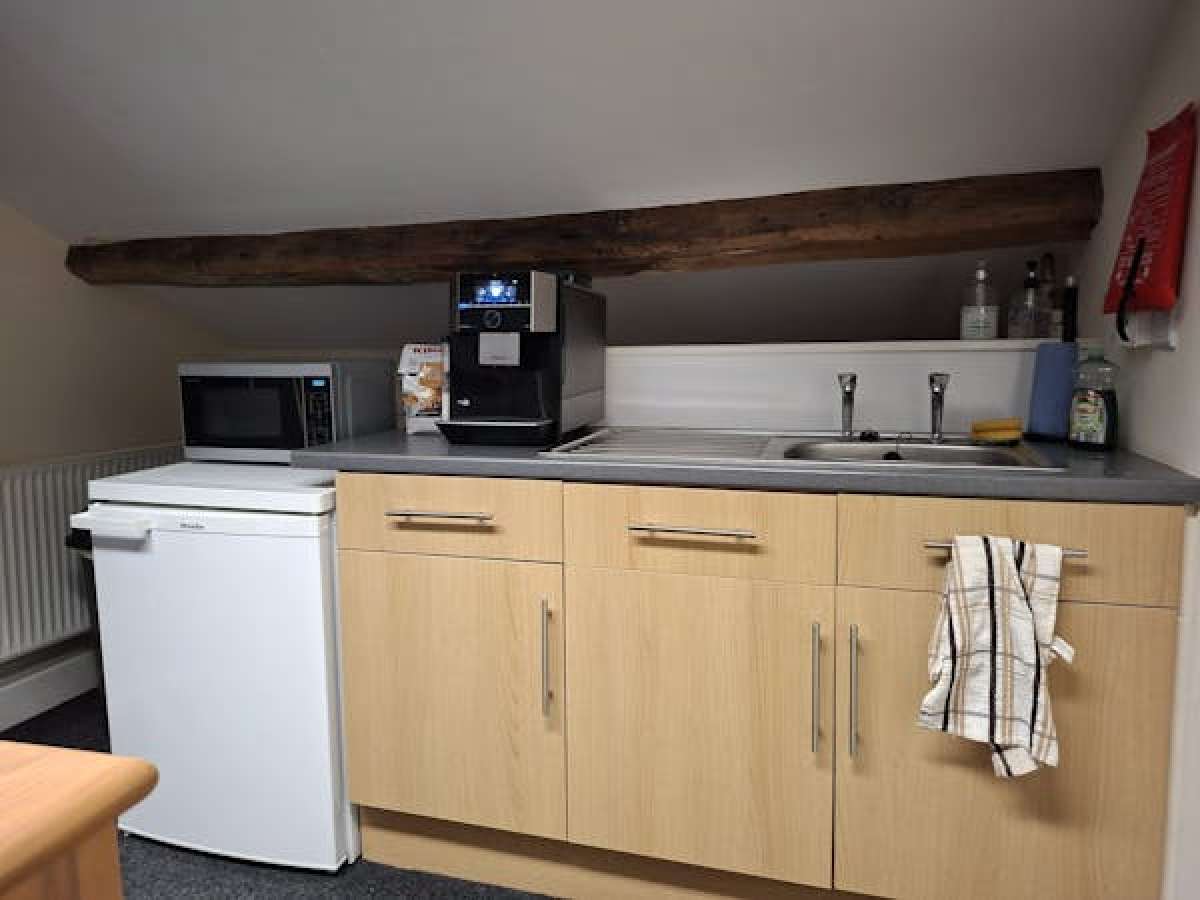 Office in Sheffield - photo 4