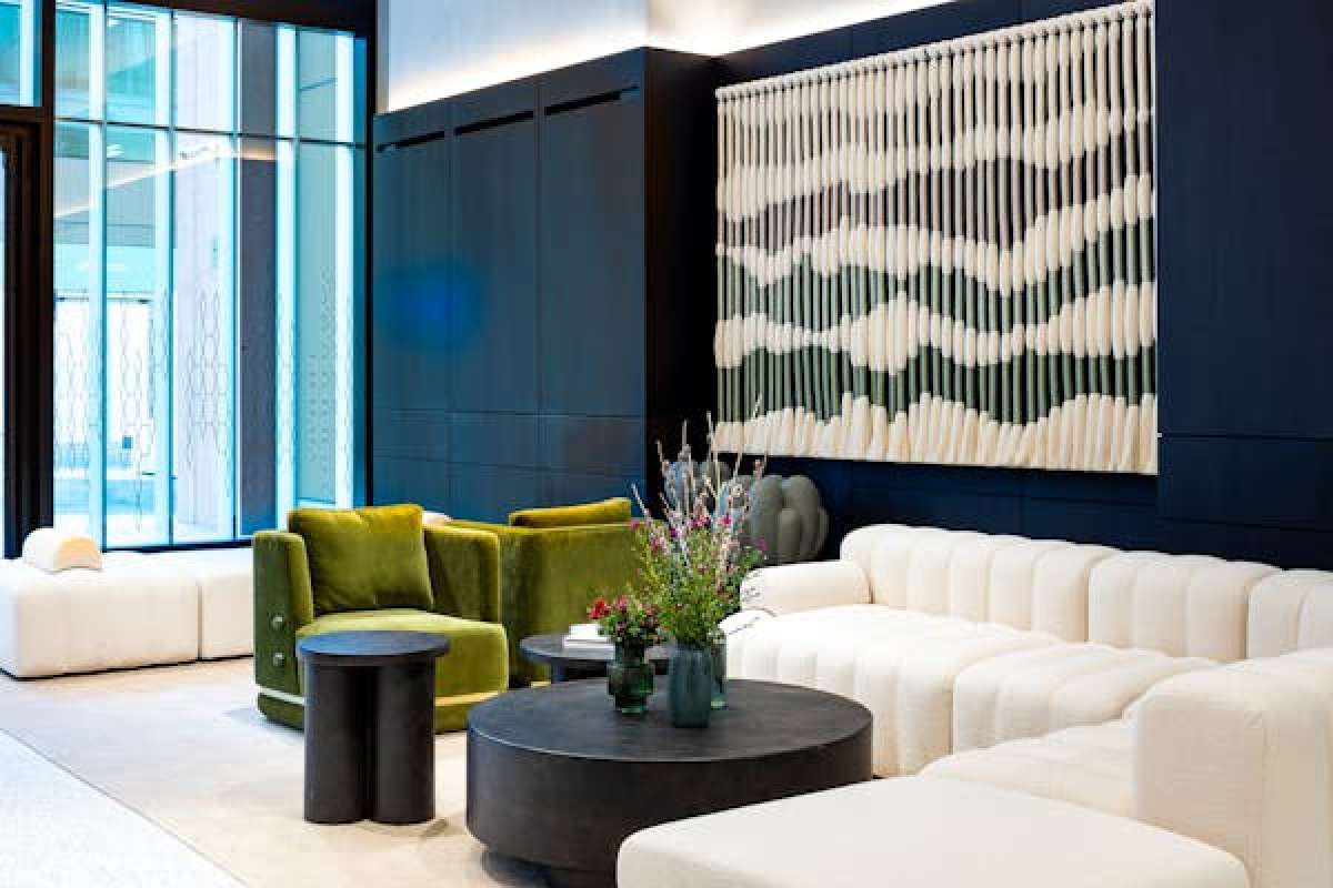 Office in London - photo 2