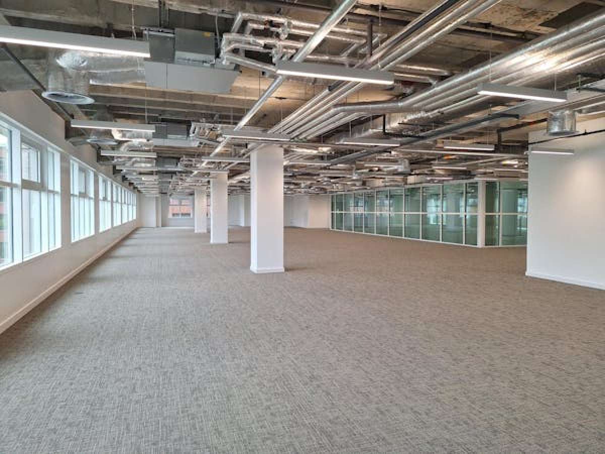 Office in London - photo 2