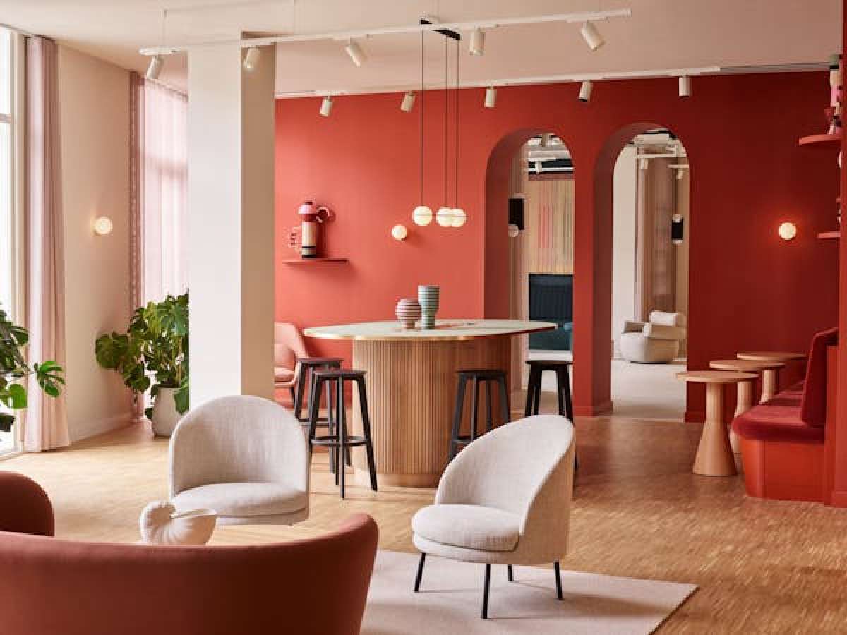 Office in London - photo 4