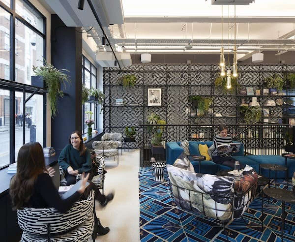 Office in London - photo 4