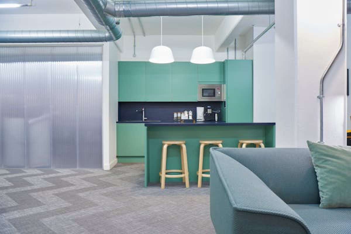 Office in London - photo 3