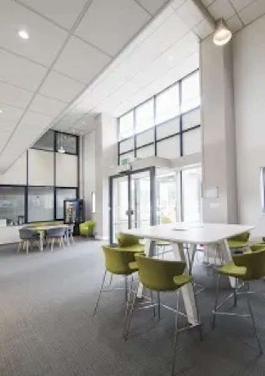 Office in Preston - photo 2