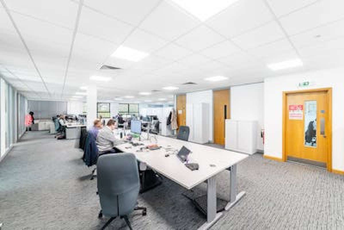 Office in Northampton - photo 3