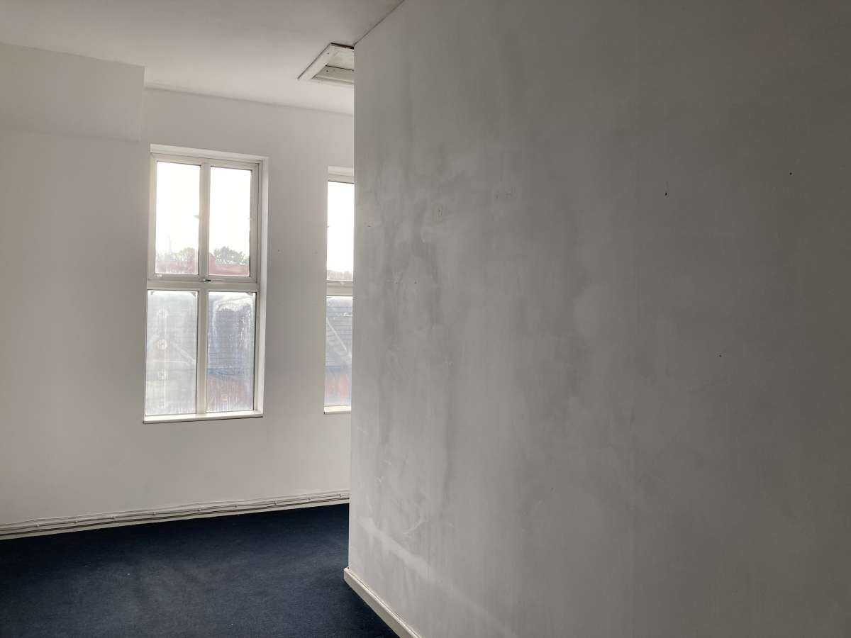 Office in Sheffield - photo 4