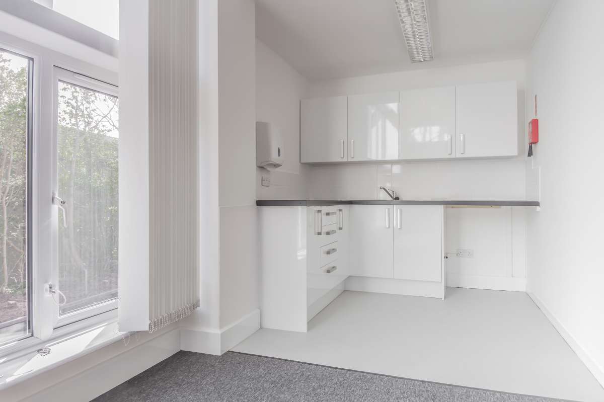 Office in Bristol - photo 3