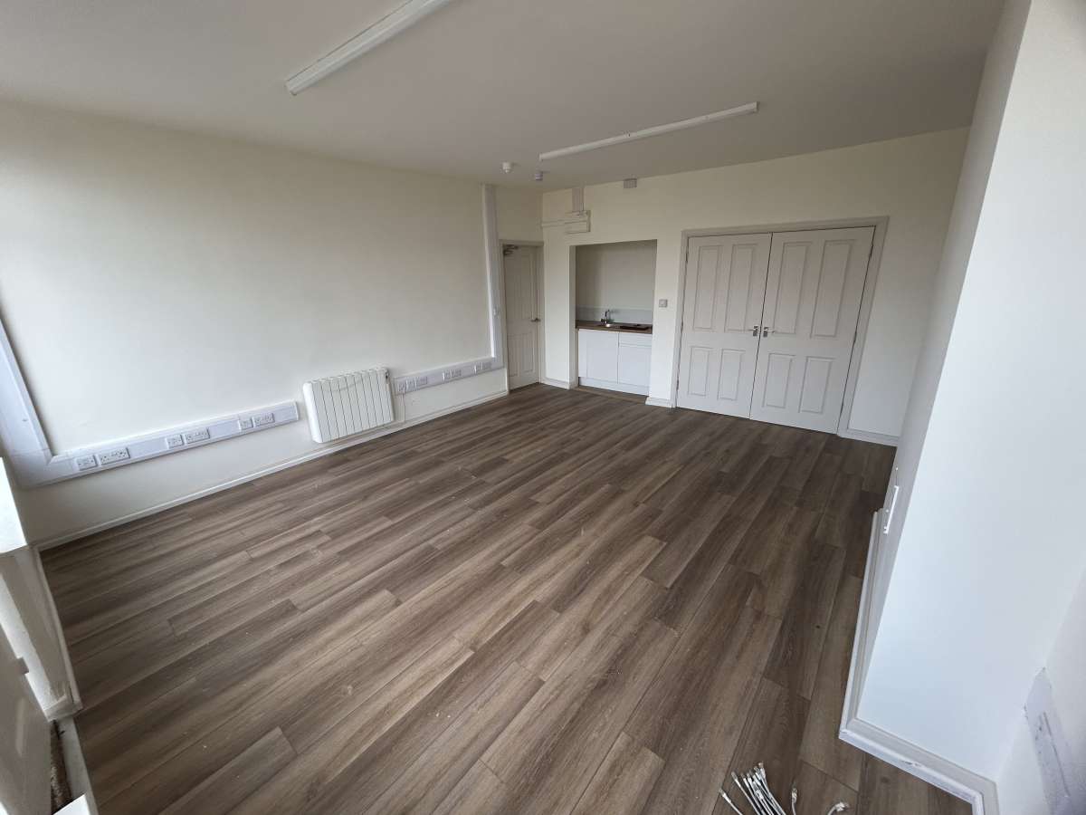 Office in Buckminster - photo 4