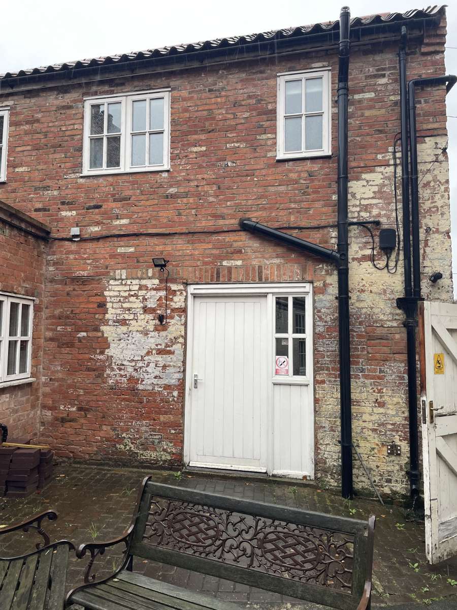 Office in Retford - photo 3