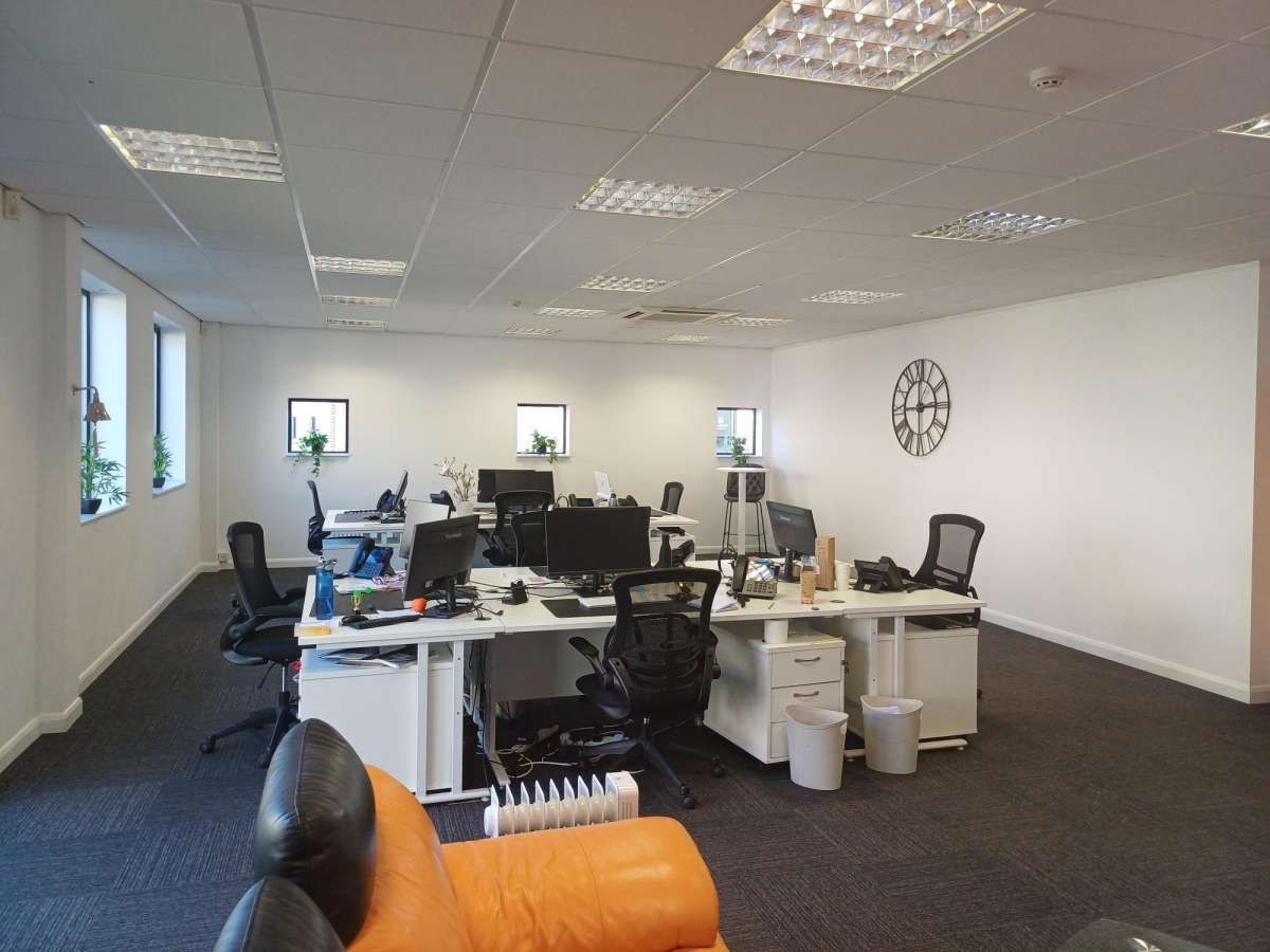 Office in Peterborough - photo 3